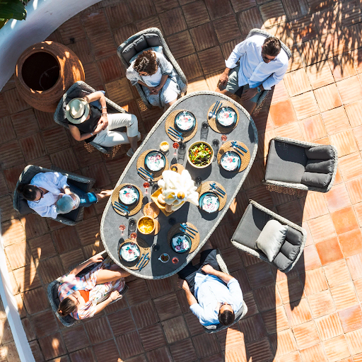 18 Top Outdoor Living Space Ideas to Elevate Your Summer Experience