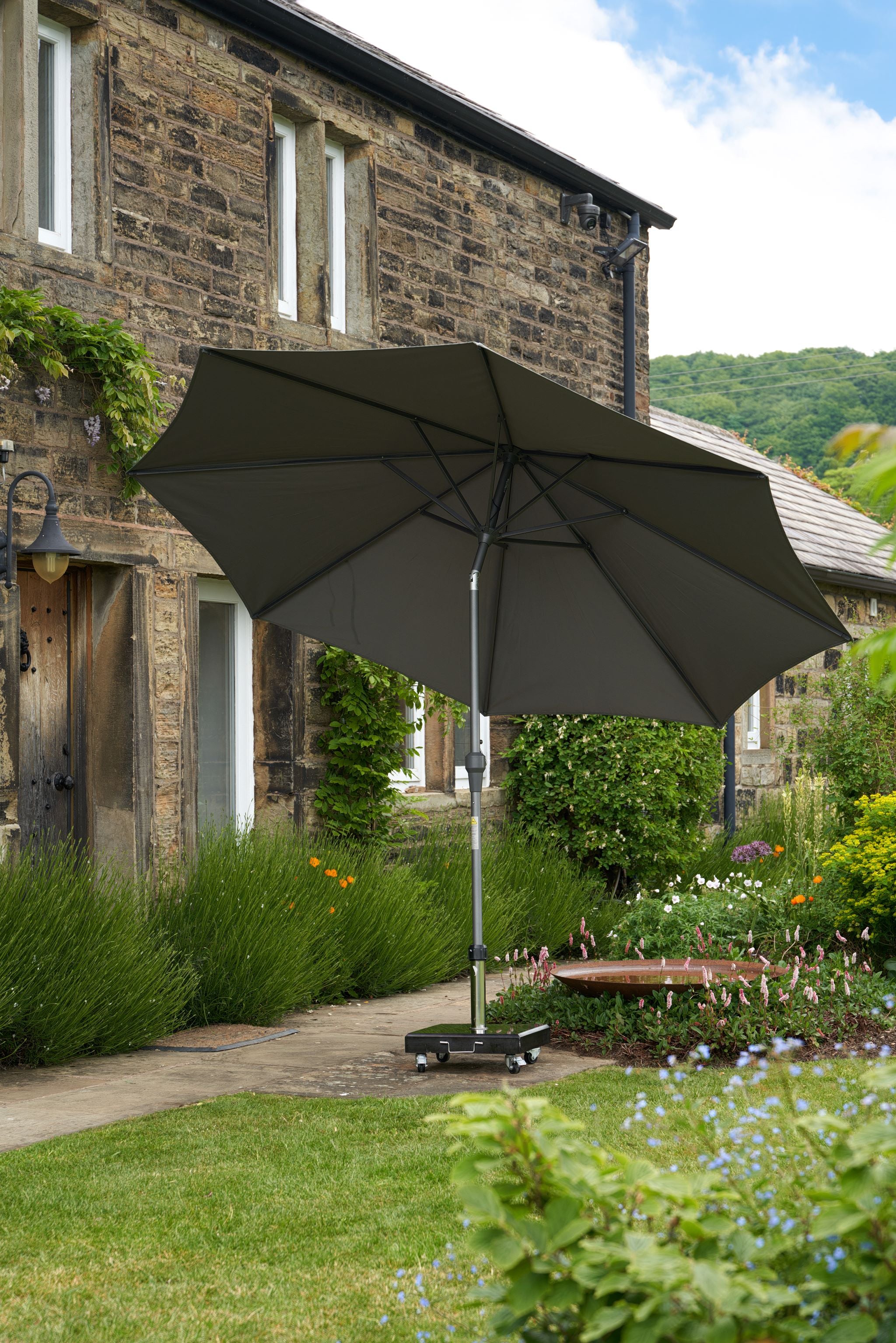 Riva 3.5m Round Anthracite Parasol