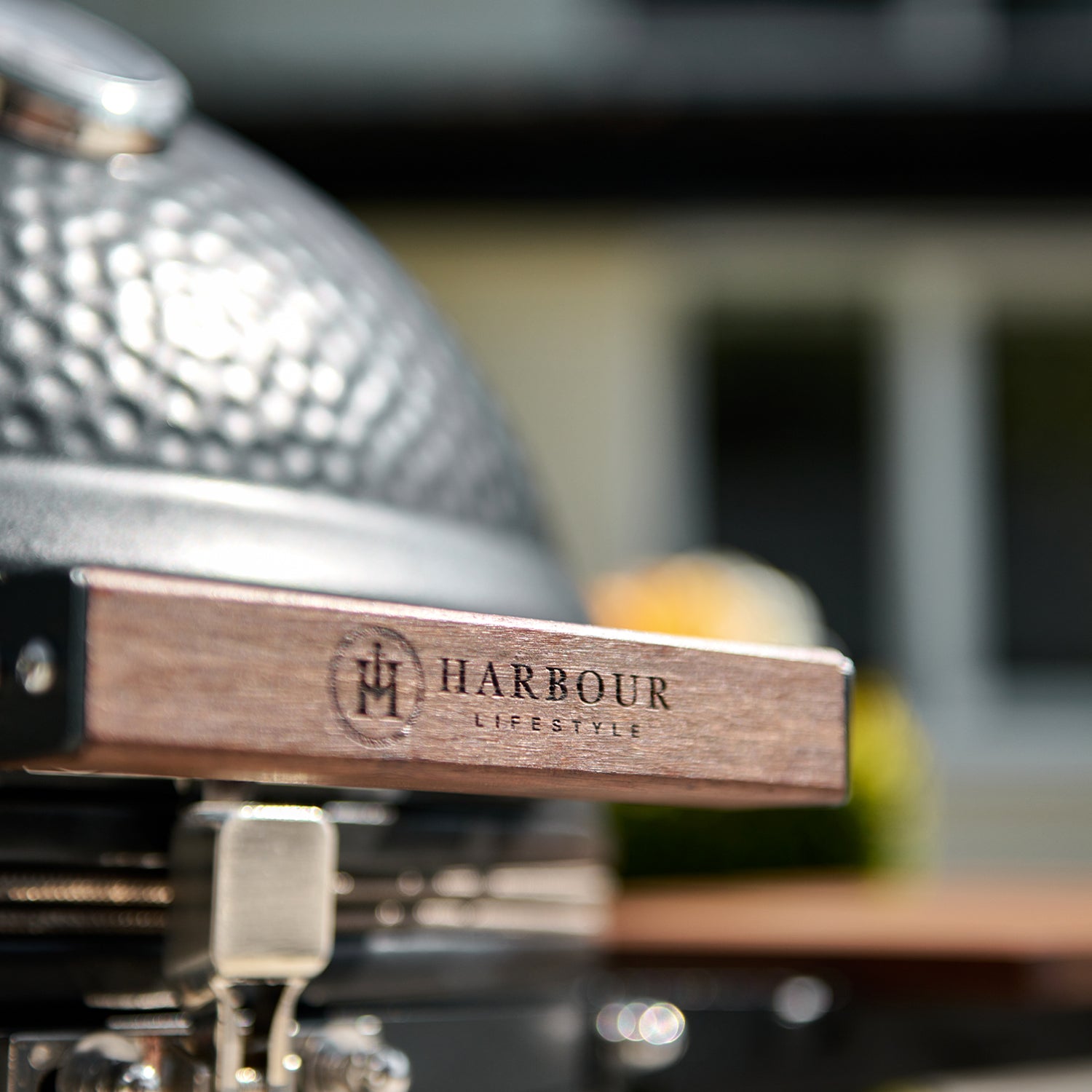 Kamado BBQ 18" Ceramic Grill Egg in Black
