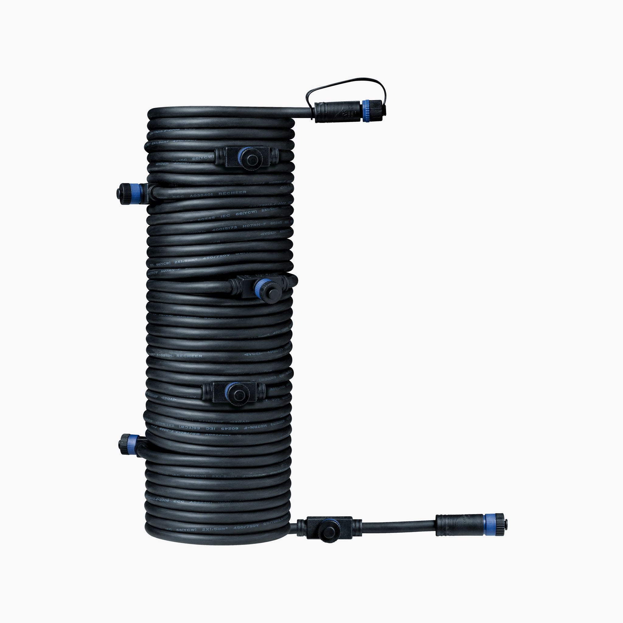 Fifteen-meter black coiled connecting cable with blue connectors on a white background, featuring Plug & Shine technology and IP68 immersion protection by Paulmann - Plug & Shine Outdoor with 7 outputs.