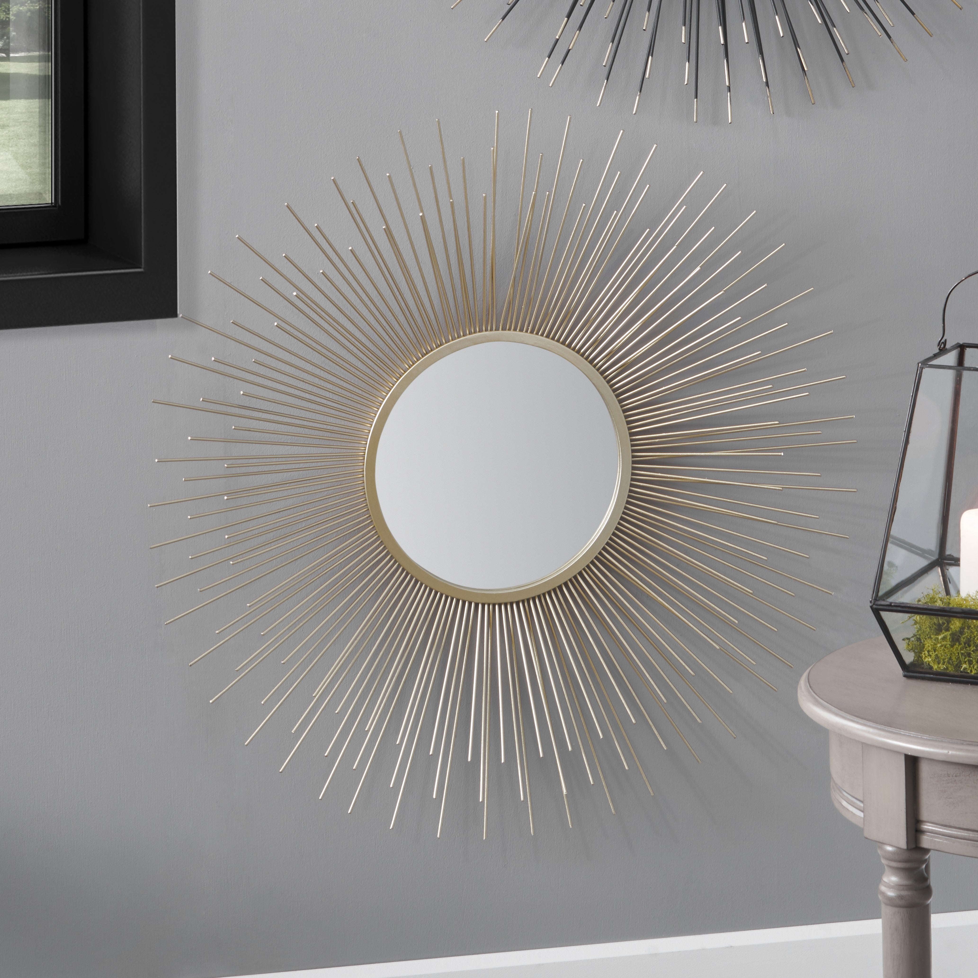 Metal Starburst Round Wall Mirror in Gold