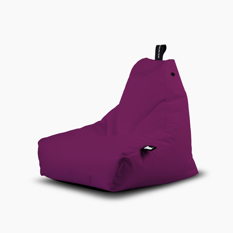 An Outdoor Mini B-Bag in Berry with a high back and a handle on top, crafted from waterproof fabric, against a white background.