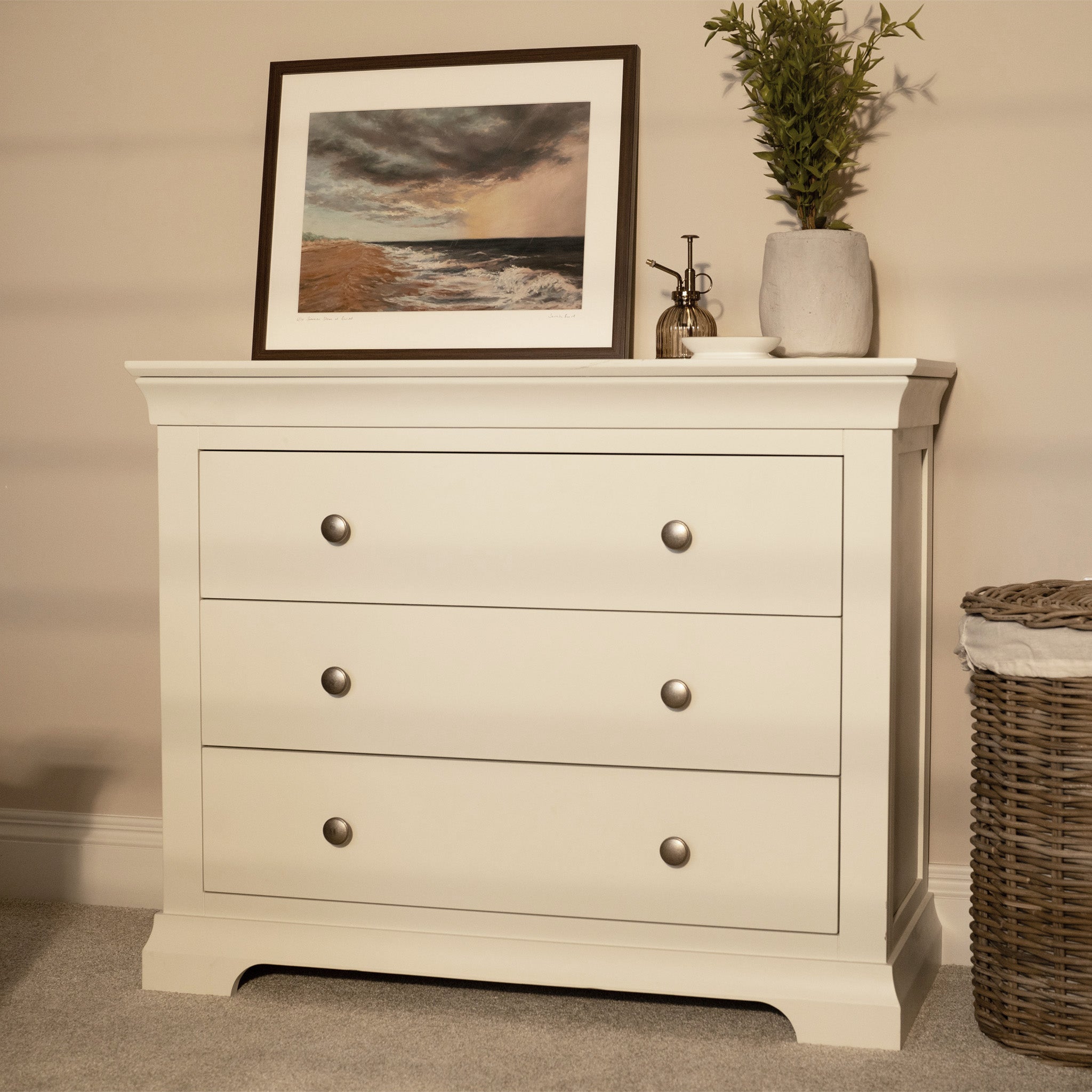 Chalbury 3 Drawer Chest in Warm White