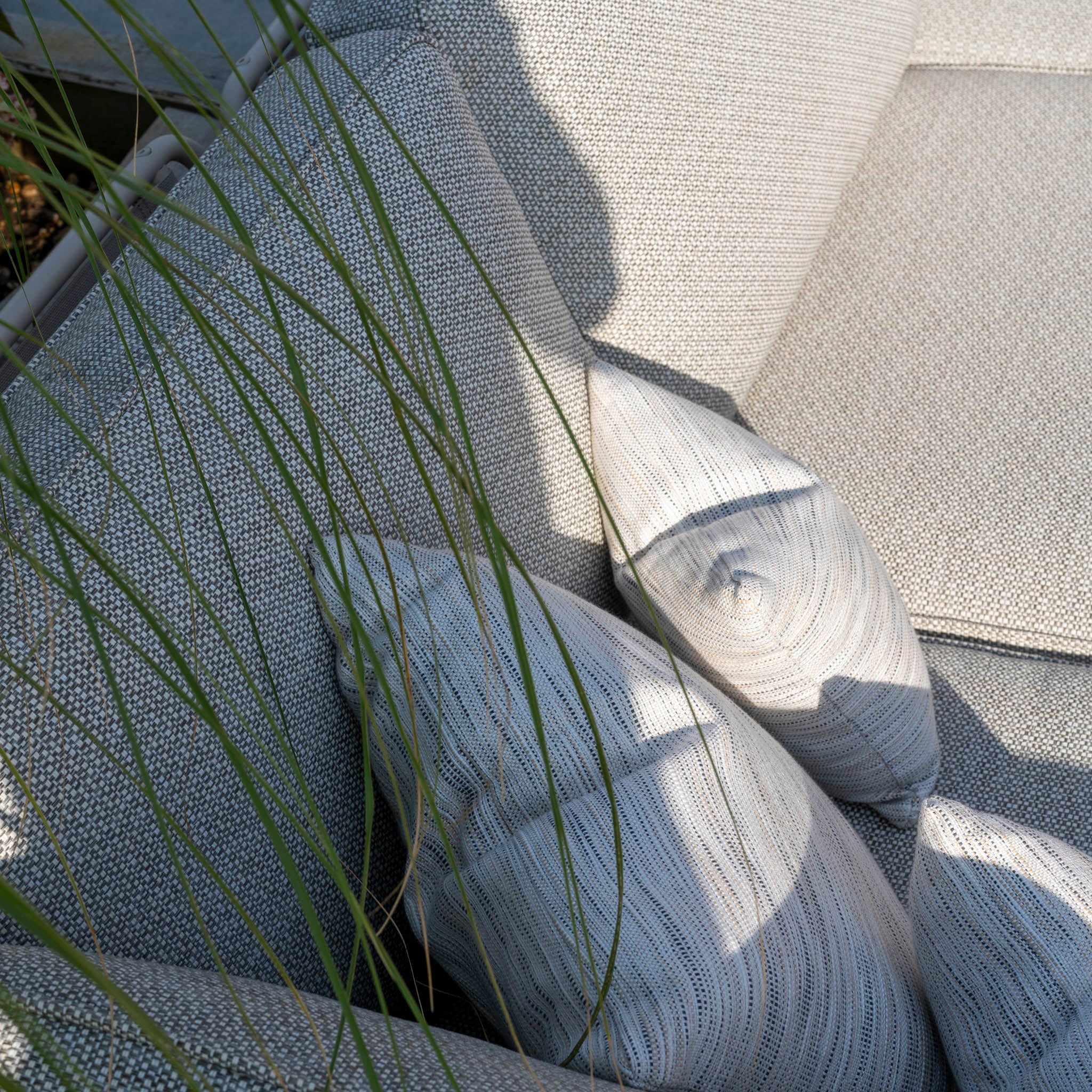Riviera Luxury Outdoor Corner Group Set in Latte