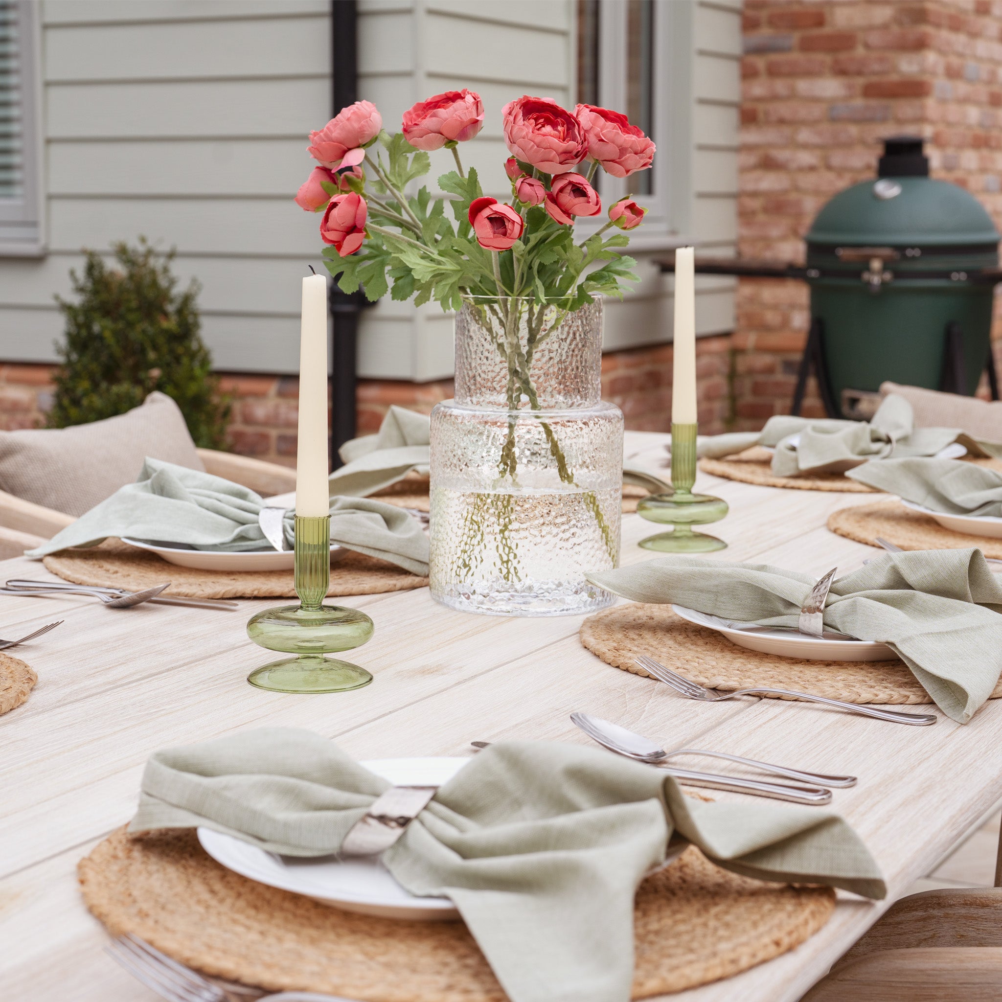 Evora 8 Seat Rectangular Dining Set in Mocha