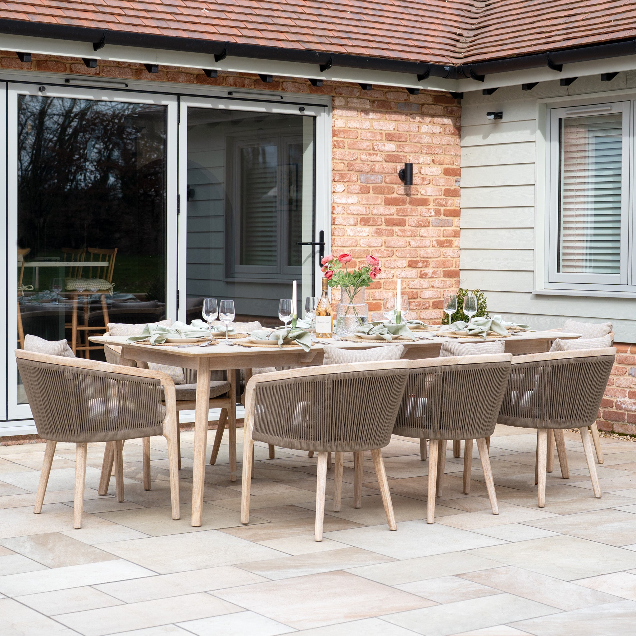 Evora 8 Seat Rectangular Dining Set in Mocha