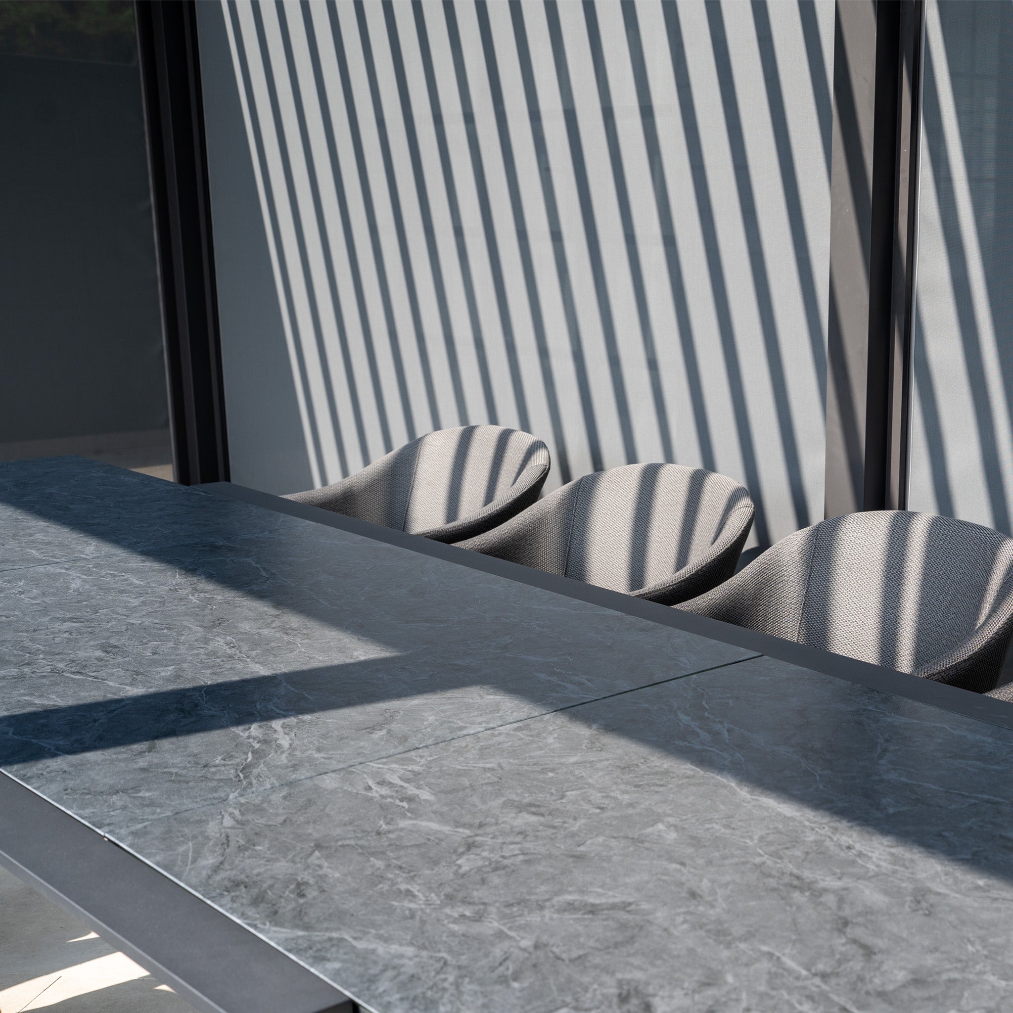 PergoSTET Deluxe 3m x 6m Rectangular Pergola with Motorised LED Louvres and 4 Manual Side Blinds in Grey