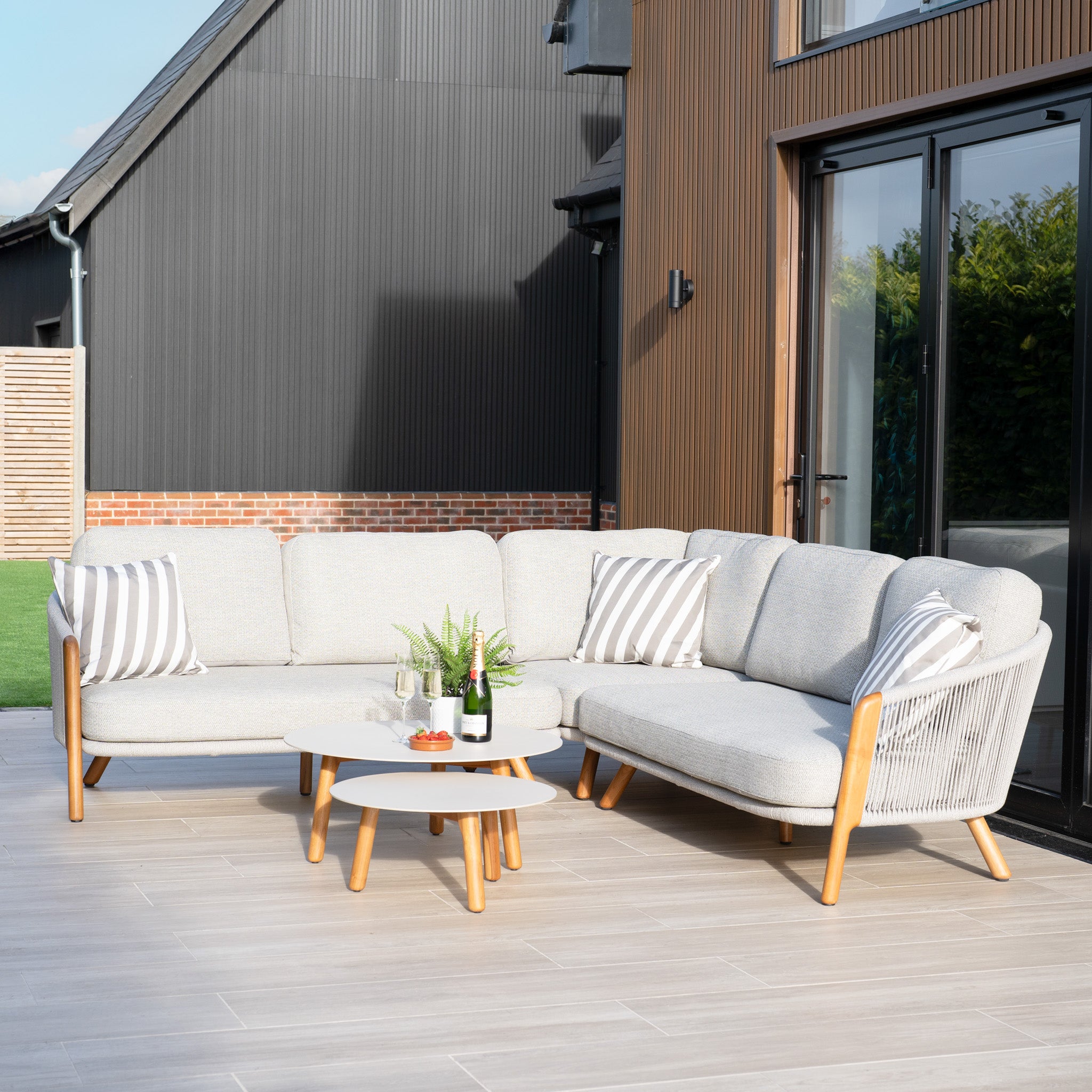 Merano Corner Group Set with Coffee Table in Latte
