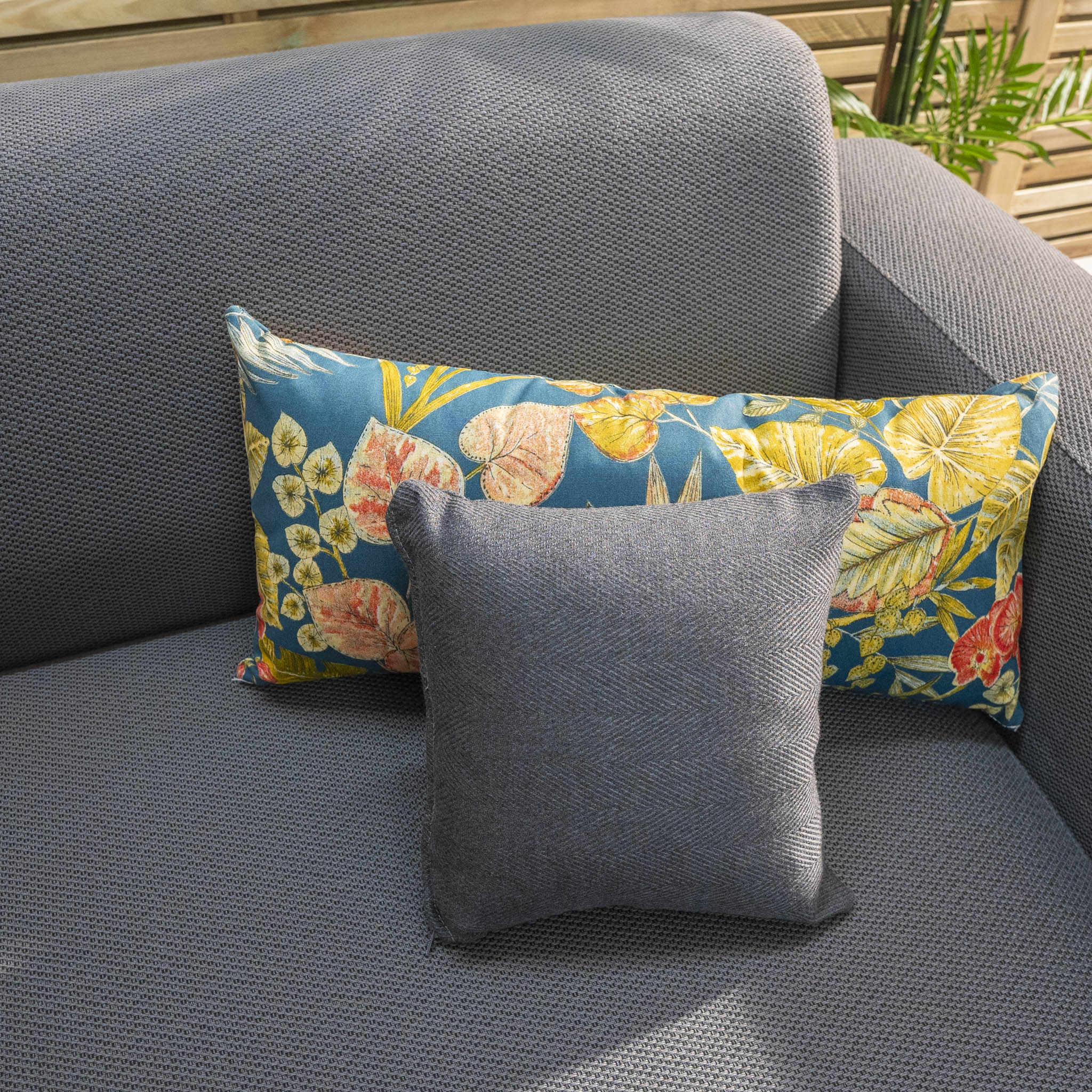 Luna U-Shape Outdoor Fabric Sofa Set with Coffee Table in Grey