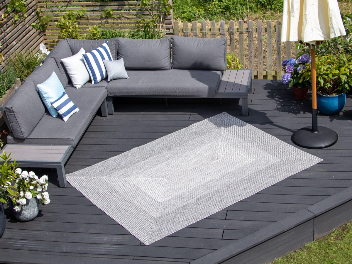 Outdoor Rugs