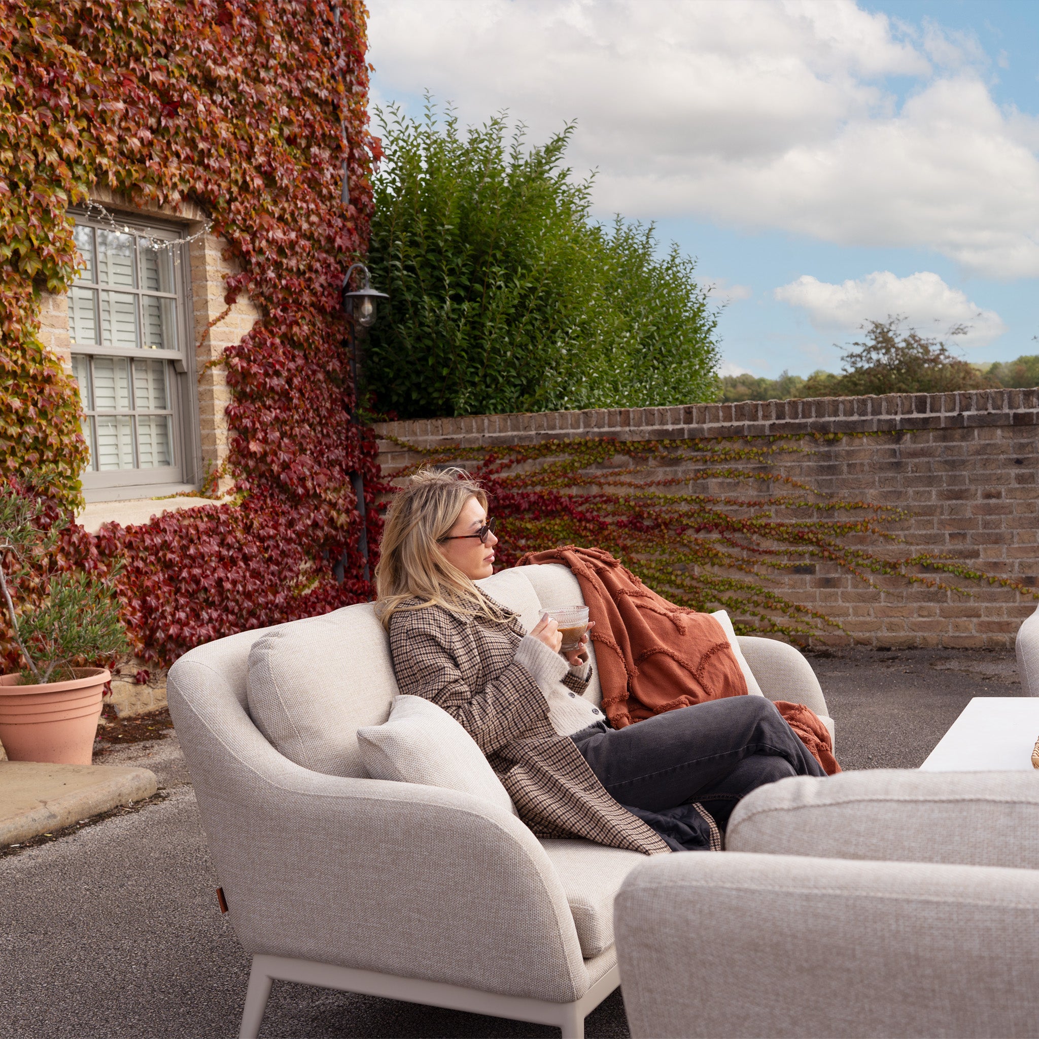 Luna 3 Seat Outdoor Fabric Sofa Set with Rising Table in Fawn