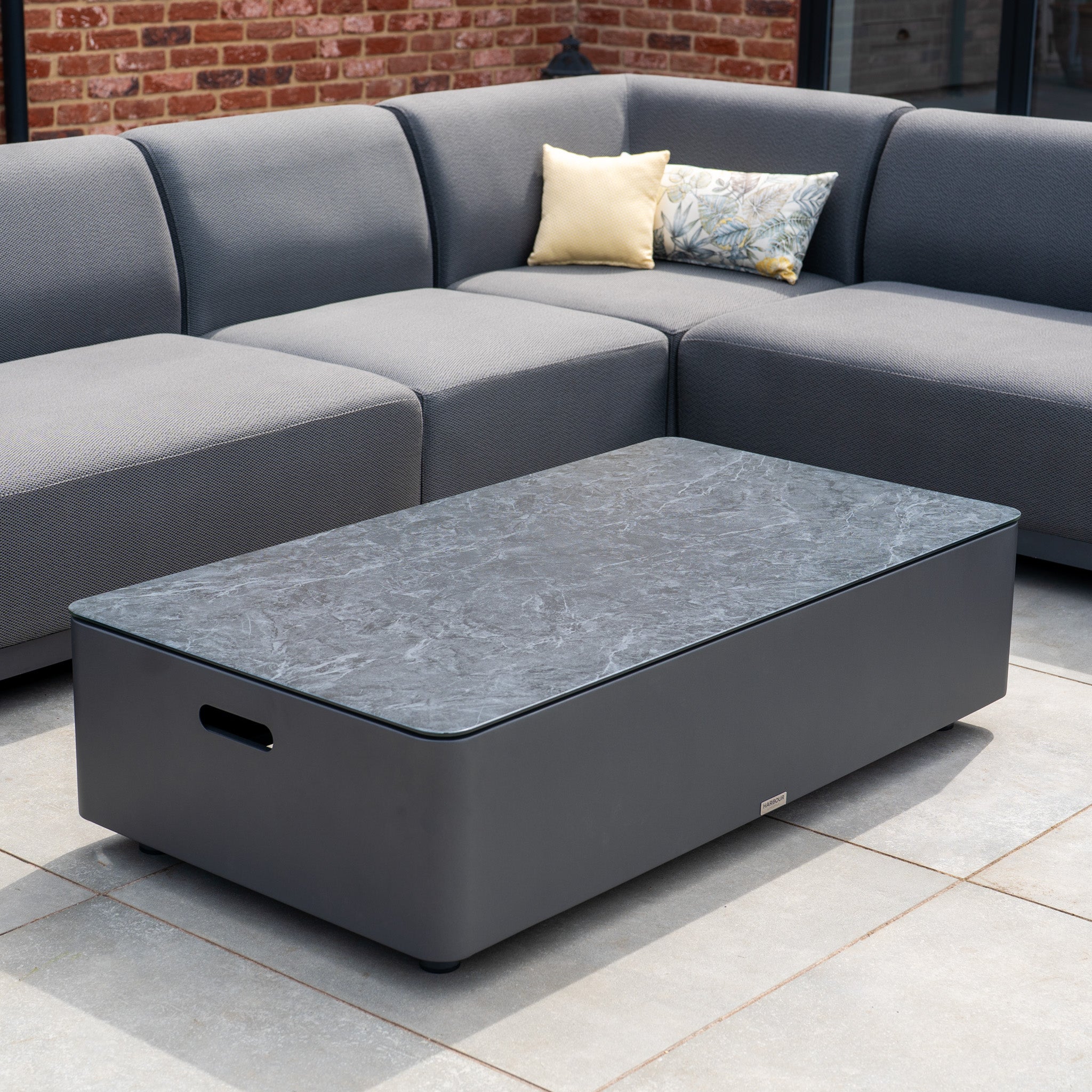 Luna Outdoor Fabric Large Corner Group Set with Coffee Table in Grey