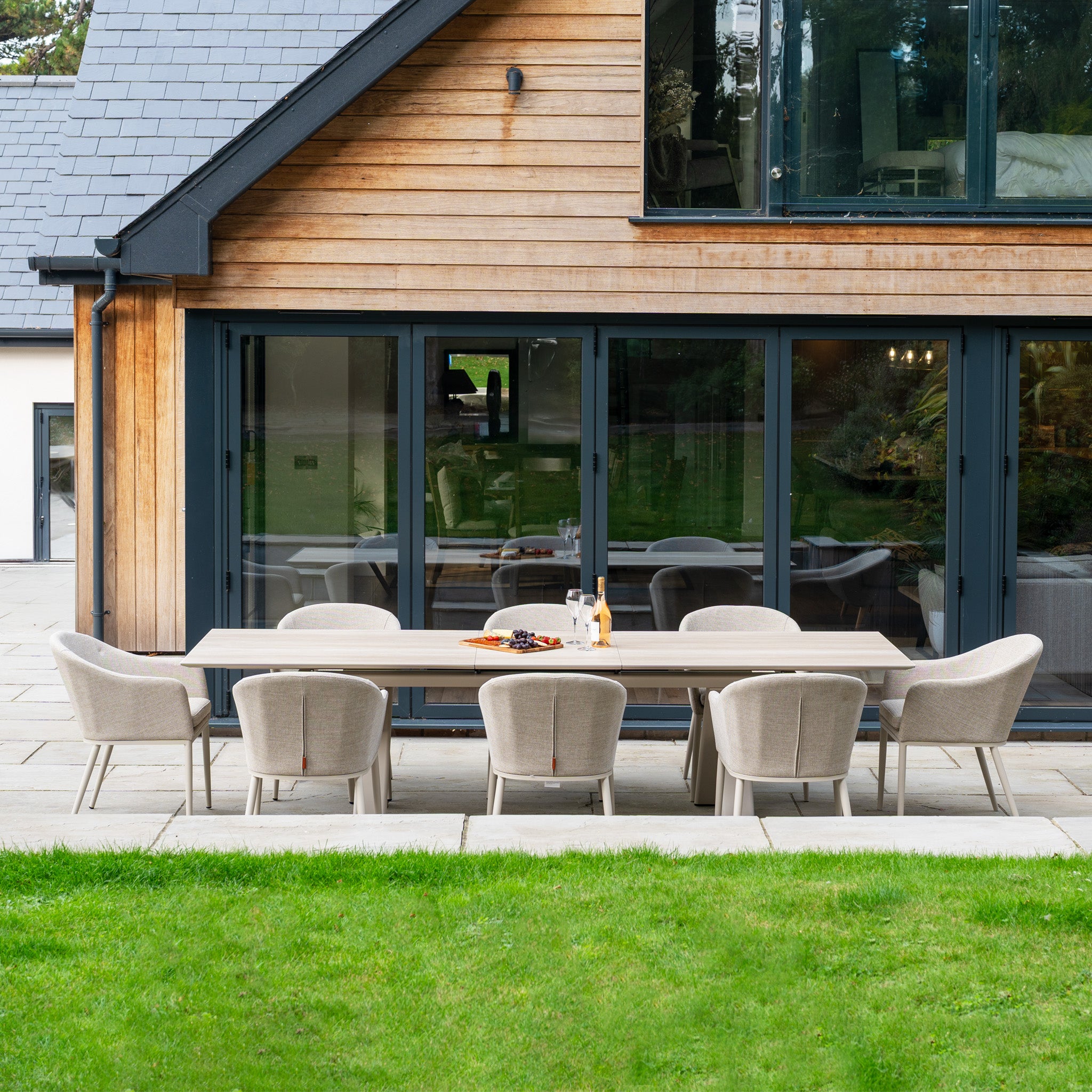 Luna 8 Seat Outdoor Fabric Dining Set with Albatross Extending Table in Fawn