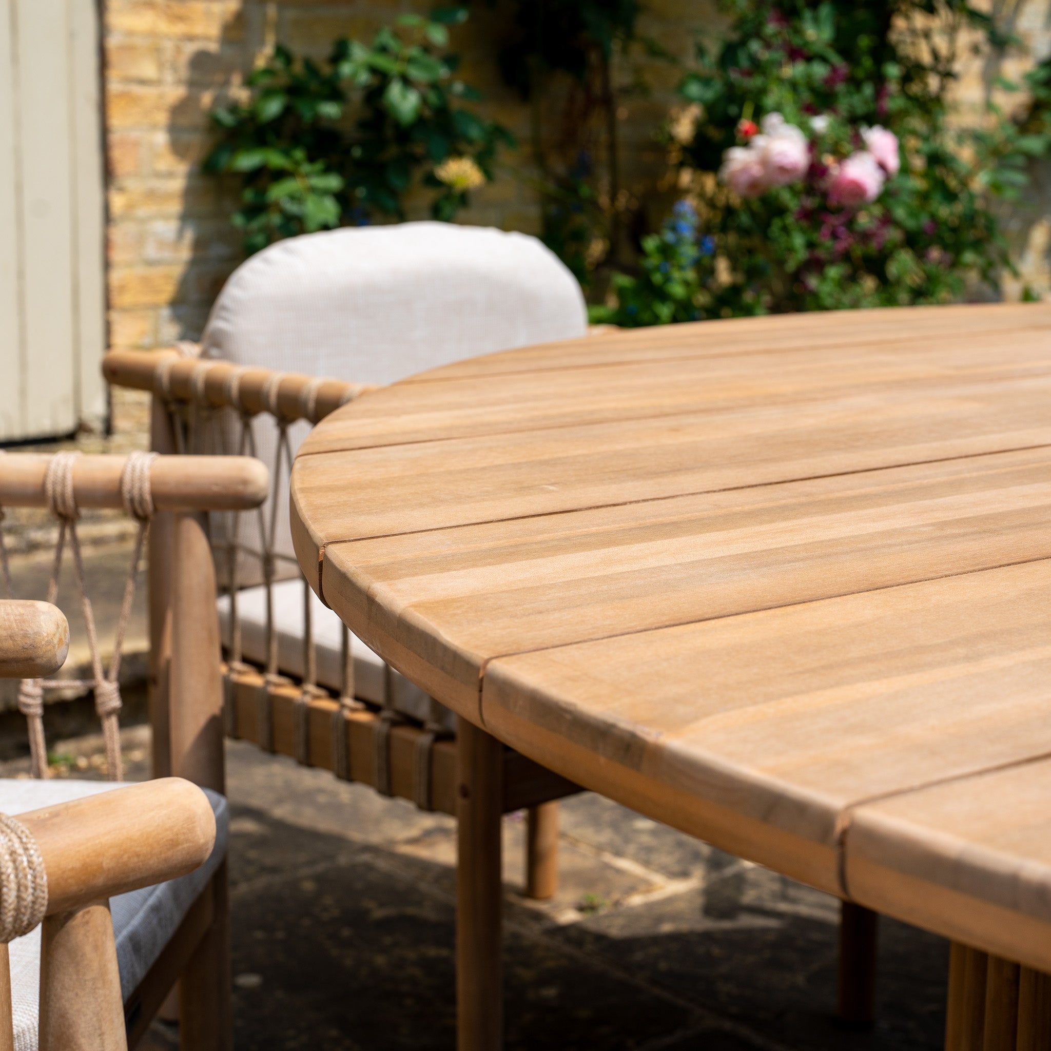 Paia 8 Seat Round Dining Set in Linen