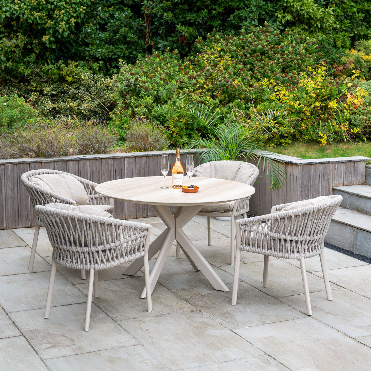 Pello Table Pello 4 Seat Round Dining Set with Albatross Table in Fawn