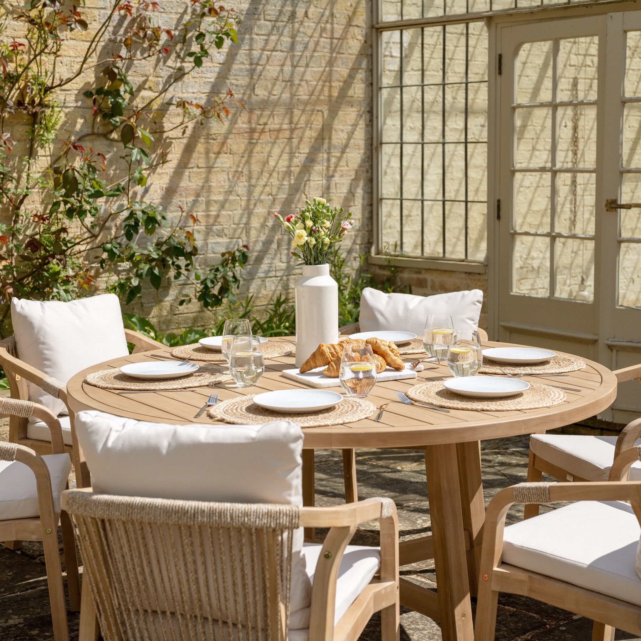 Quay 6 Seat Round Dining Set in Linen