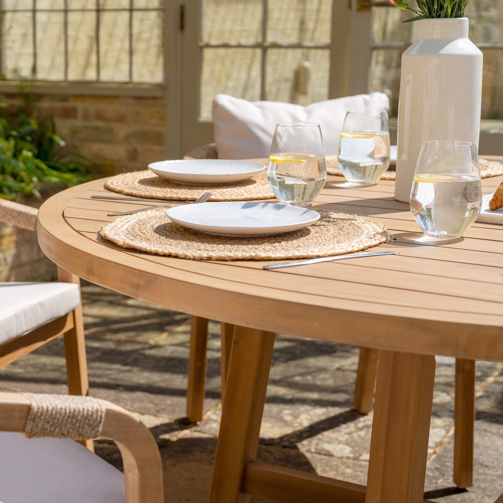 Quay 6 Seat Round Dining Set in Linen