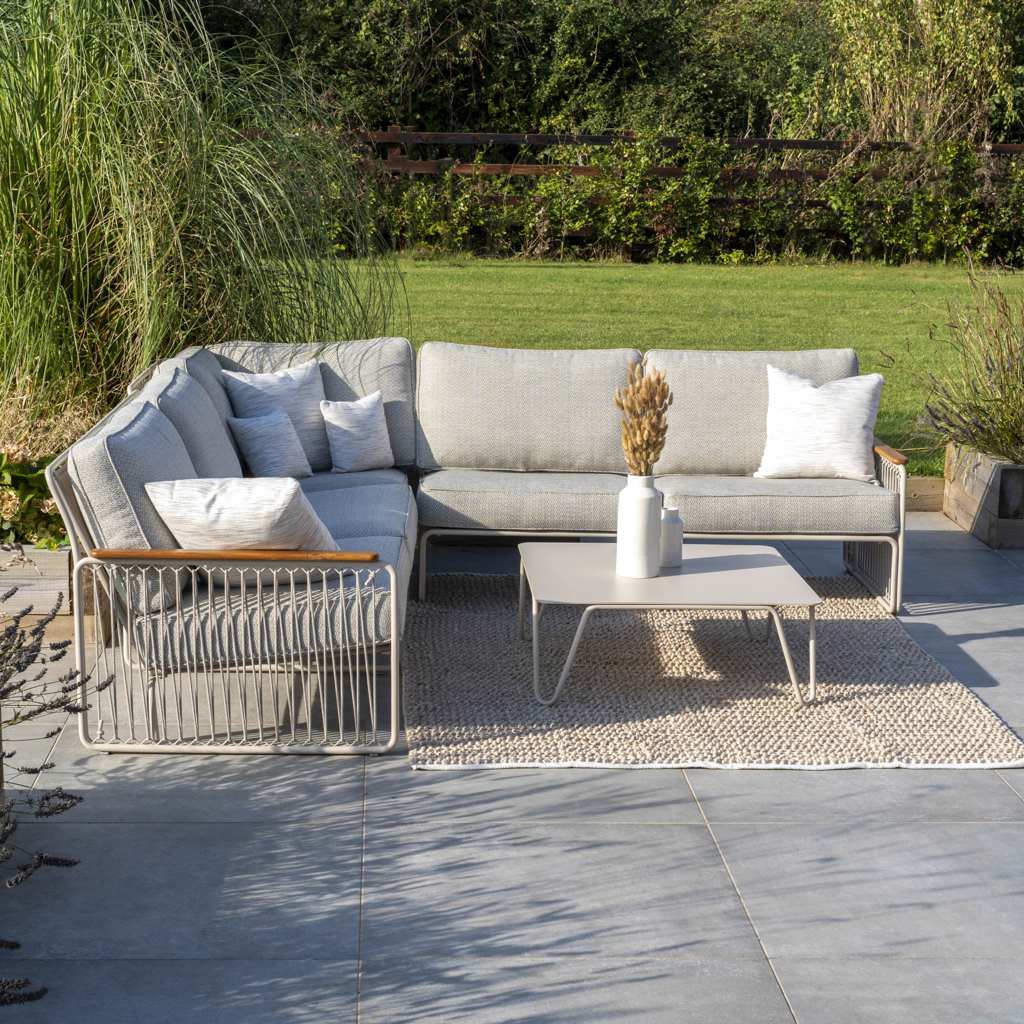 Riviera Luxury Outdoor Corner Group Set in Latte