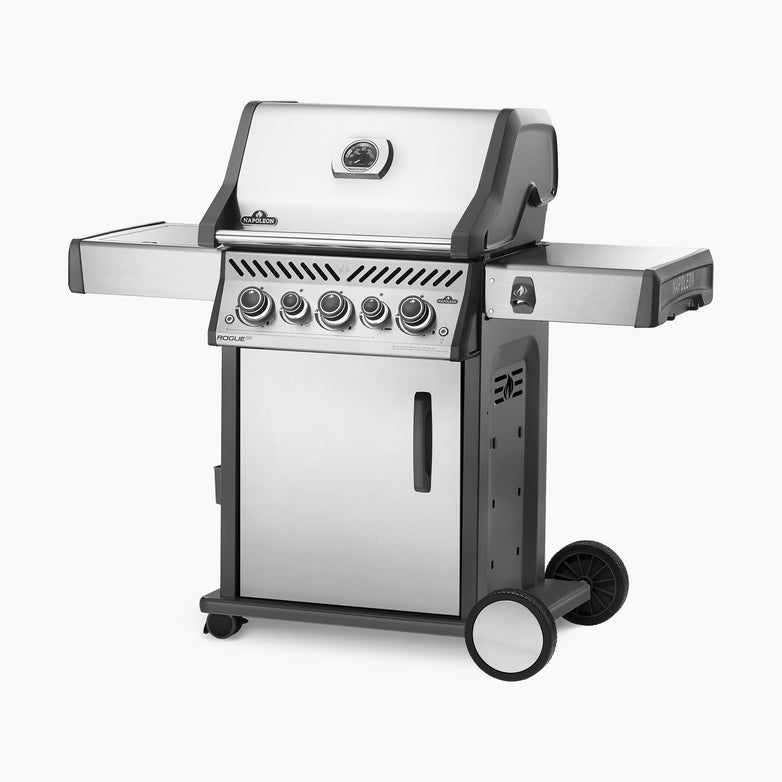 The Napoleon Rogue SE 425 RSIB Gas Barbecue features infrared side burners, convenient side shelves, control knobs, and a built-in thermometer on the lid.