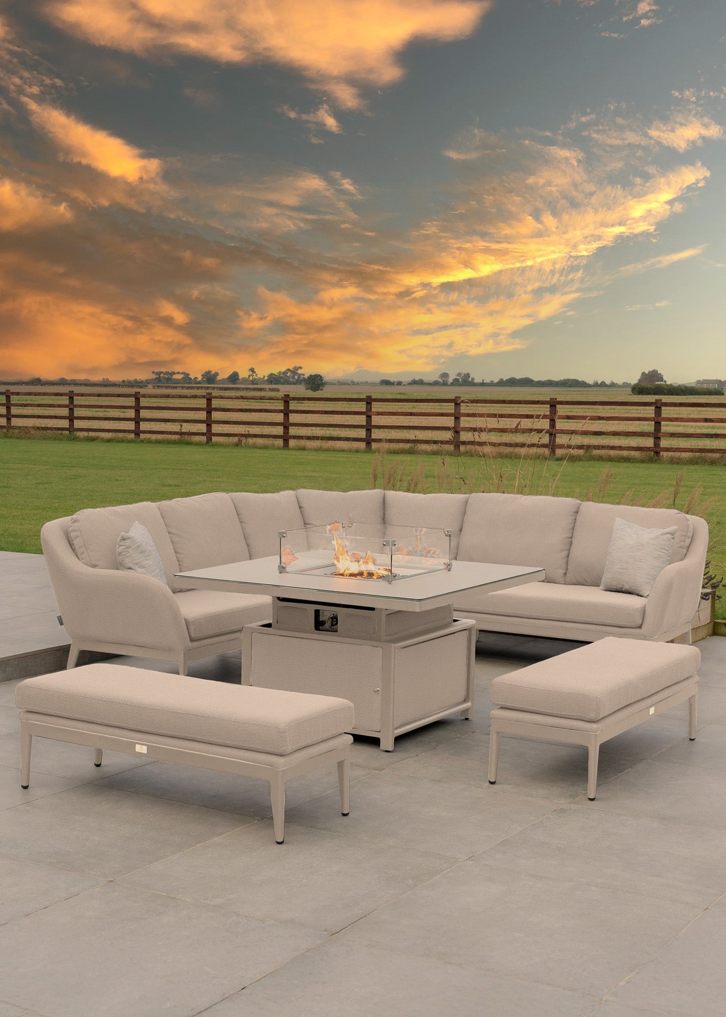 Casual Dining Sets
