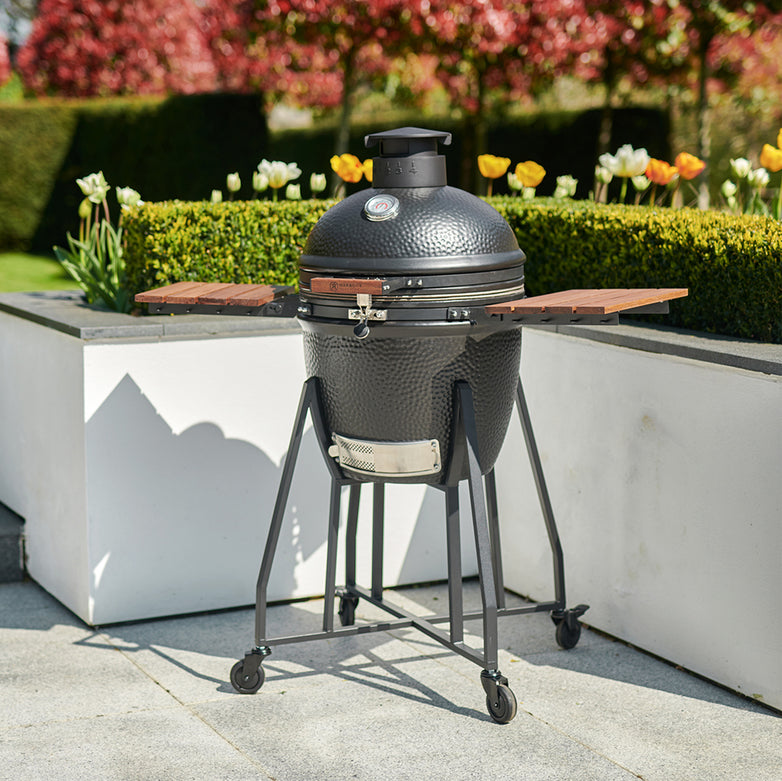 Kamado BBQ 18" Ceramic Grill in Black