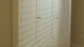 Chalbury Triple Wardrobe in Pebble Grey