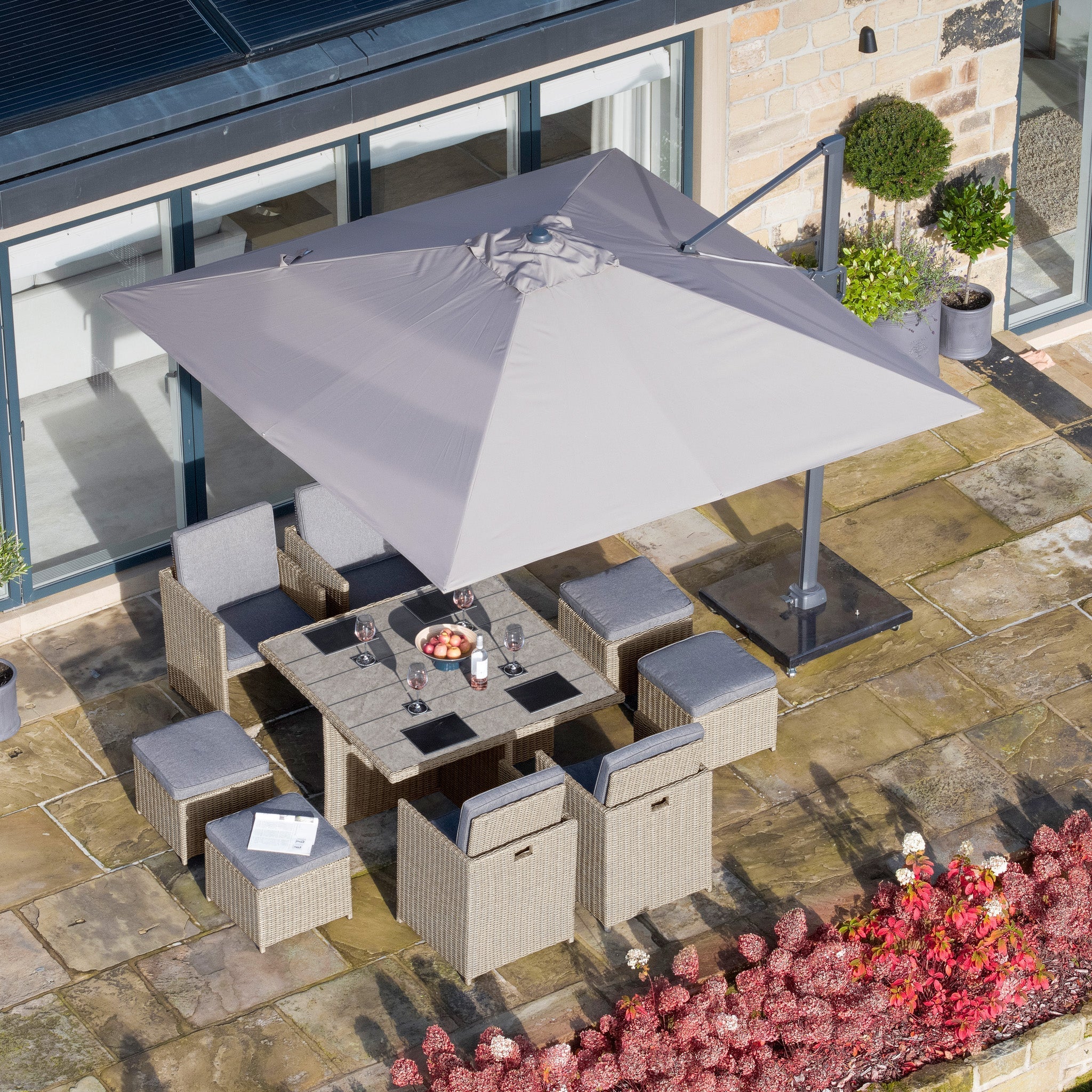 Bermuda Cube Set with Ceramic Top in Stone Grey