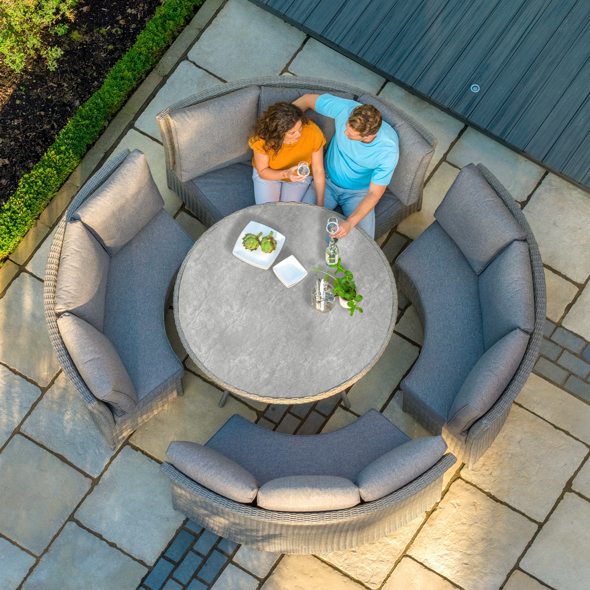 Bermuda Lounge Dining Set with Ceramic Top in Slate Grey