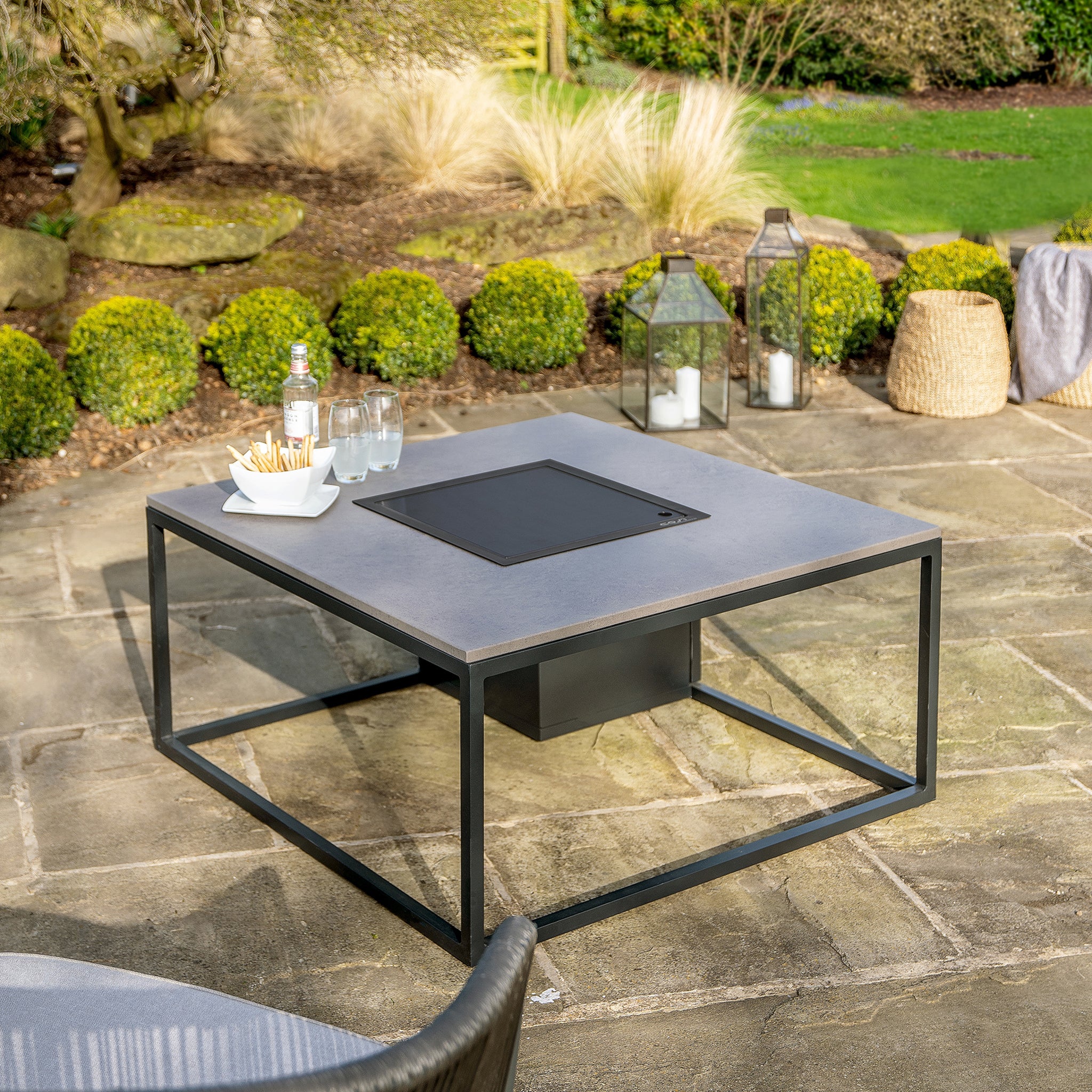 Cosiloft 100 Black and Grey Fire Pit Table