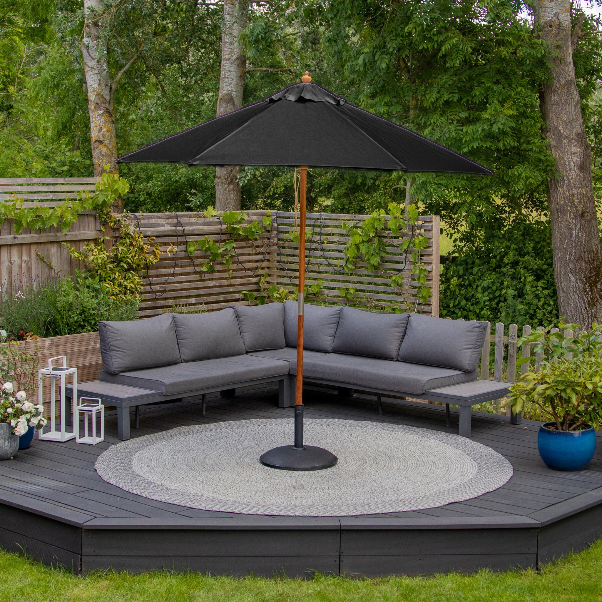 Kratos 2.5m Round Wooden Parasol in Black