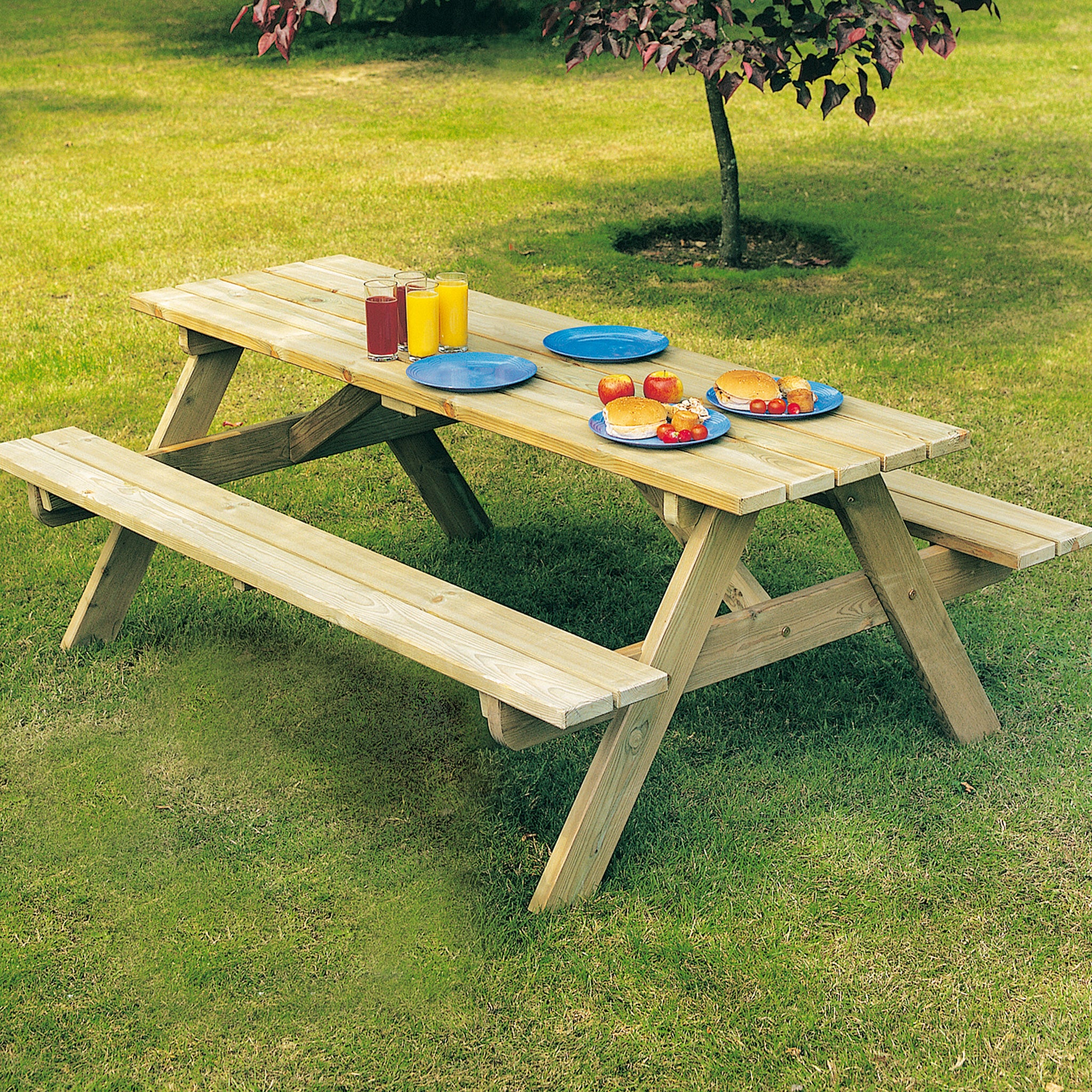 Pine Wood Woburn Picnic Table - 5ft