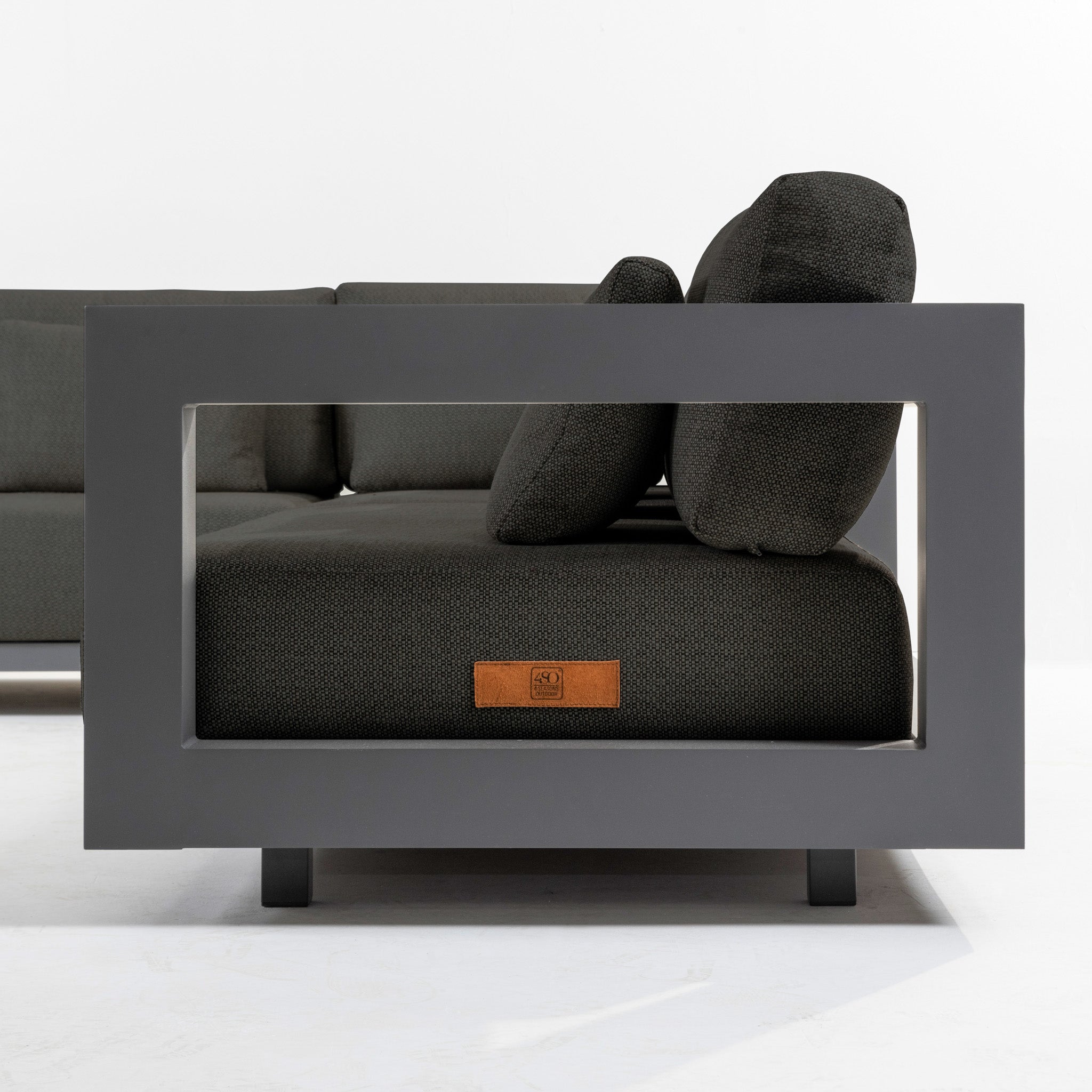 Metropolitan Right Hand Corner Group Set with Teak Table in Anthracite